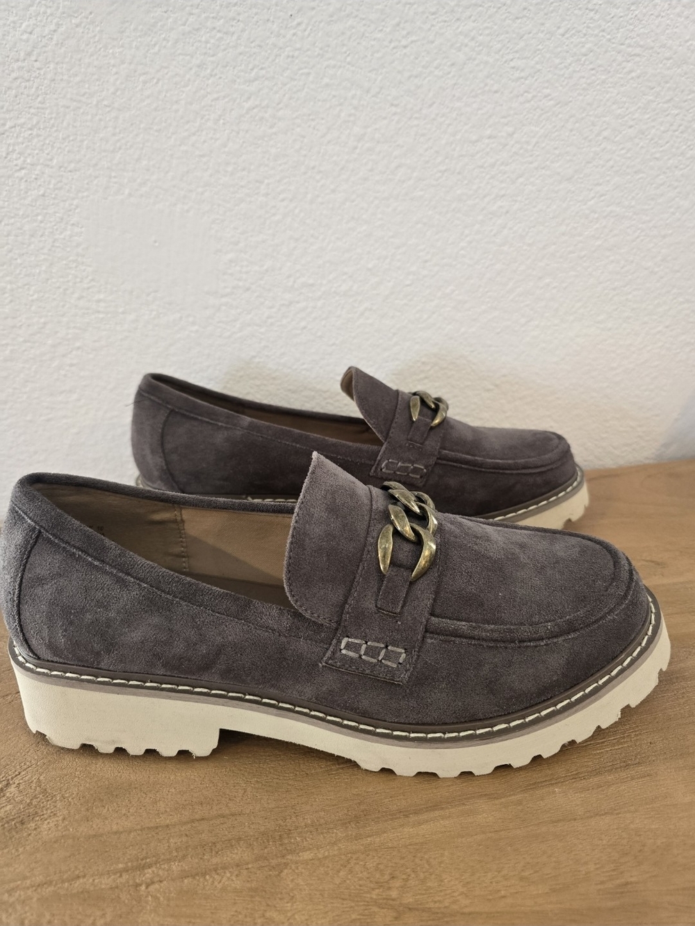 Hey Girl by Corkys Chain Lug Sole Loafers Brown Suede Size 10